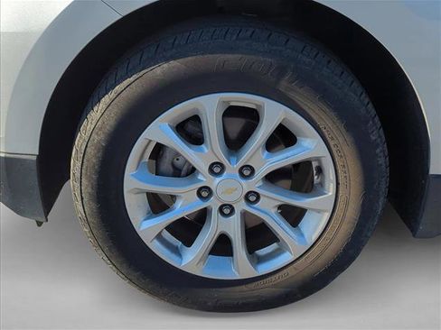 Used 2018 Chevrolet Equinox LT image 9