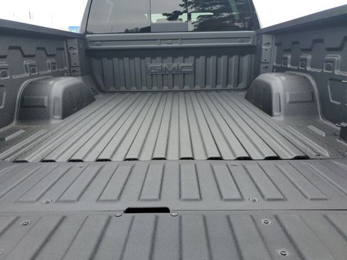 New 2026 GMC Sierra 1500 AT4X image 8