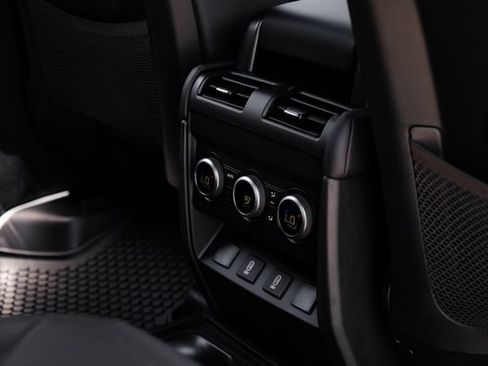 New 2026 Land Rover Defender 130 X-Dynamic SE AWD/4WD image 51