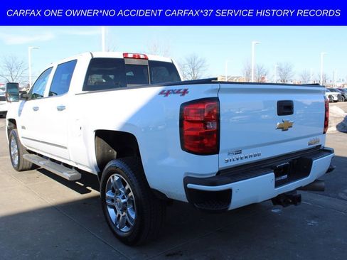 Used 2015 Chevrolet Silverado 2500 High Country w/ Duramax Plus Package image 5