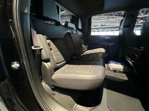 Used 2023 GMC Sierra 2500 Denali w/ Denali Black Diamond Edition image 29