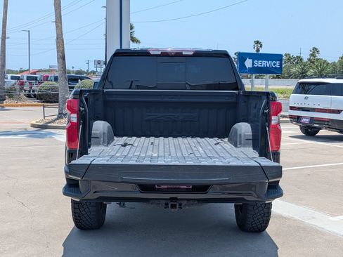 Used 2023 Chevrolet Silverado 1500 ZR2 w/ Technology Package AWD/4WD image 6