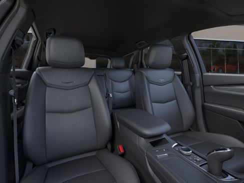 New 2025 Cadillac XT5 Luxury image 16