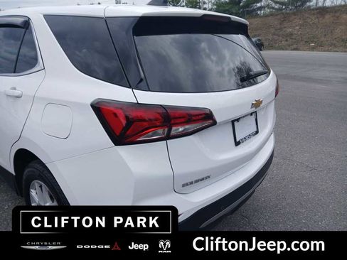 Used 2022 Chevrolet Equinox LT AWD/4WD image 8