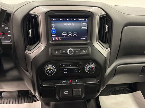 Used 2020 Chevrolet Silverado 1500 W/T w/ WT Value Package AWD/4WD image 19