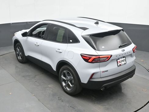 Used 2026 Ford Escape ST-Line image 42