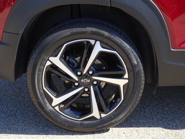 Used 2023 Chevrolet TrailBlazer RS w/ Sun and Liftgate Package AWD/4WD image 27