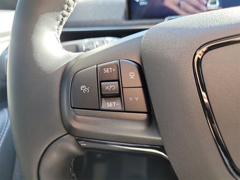 Certified 2025 Ford Mustang Mach-E Premium image 25