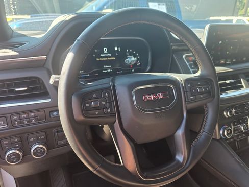 Used 2023 GMC Yukon XL AT4 w/ AT4 Premium Plus Package AWD/4WD image 16