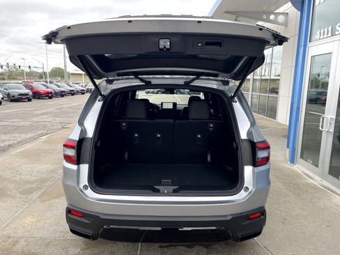 New 2026 Honda Pilot Sport image 6