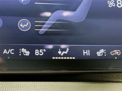 Used 2025 Buick Enclave Preferred image 19