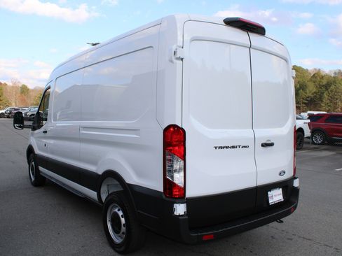 New 2026 Ford Transit 250 148 Medium Roof w/ Load Area Protection Package image 5