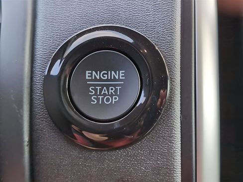 Used 2025 Ford Expedition Max Active image 18