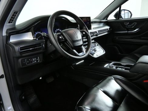 Certified 2022 Lincoln Corsair FWD image 15