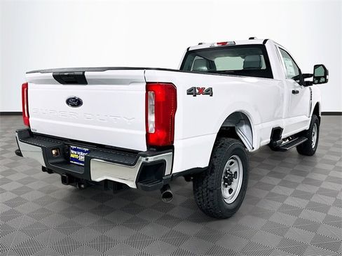New 2026 Ford F350 XL w/ XL Chrome Package image 4