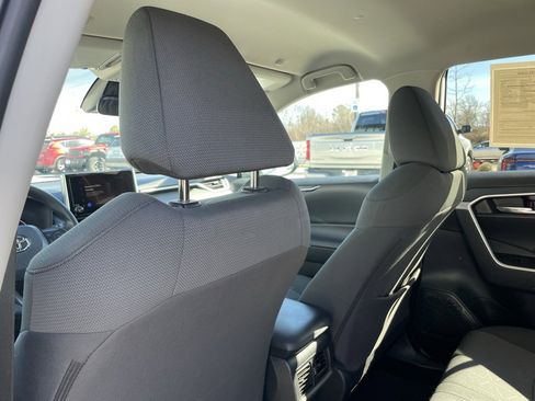 Used 2024 Toyota RAV4 XLE image 25