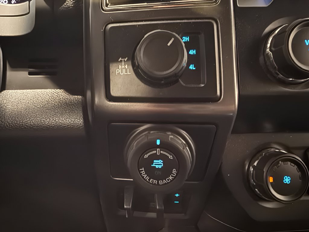 Used 2019 Ford F150 XLT w/ Equipment Group 302A Luxury AWD/4WD image 22