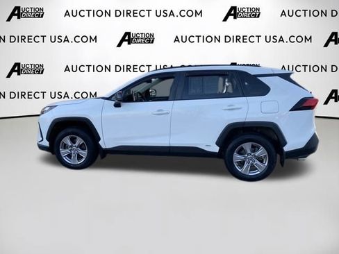 Used 2023 Toyota RAV4 LE image 3