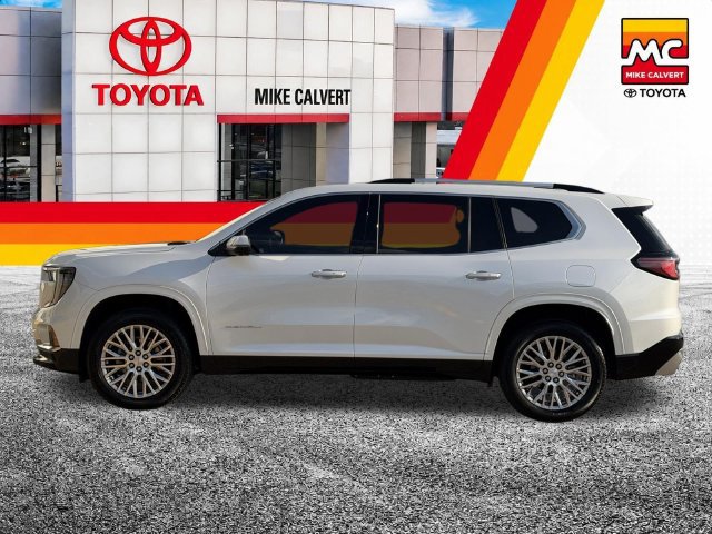 Used 2025 GMC Acadia Denali w/ LPO, Floor Liner Package FWD image 5