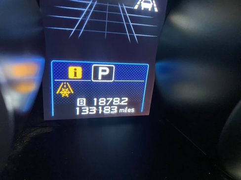 Used 2018 Subaru Outback 3.6R Limited image 16