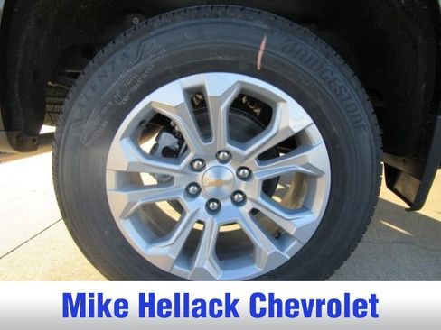 New 2026 Chevrolet Silverado 1500 LTZ w/ LTZ Convenience Package II AWD/4WD image 9