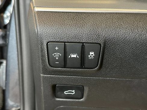 Used 2023 Kia K5 LXS FWD image 16