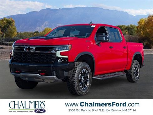 Used 2025 Chevrolet Silverado 1500 ZR2 w/ Technology Package image 1