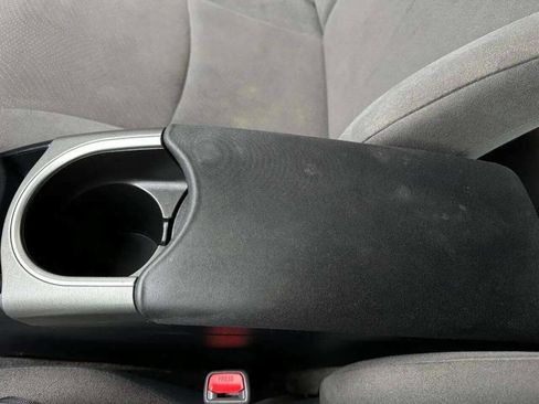 Used 2015 Toyota Prius Two image 36