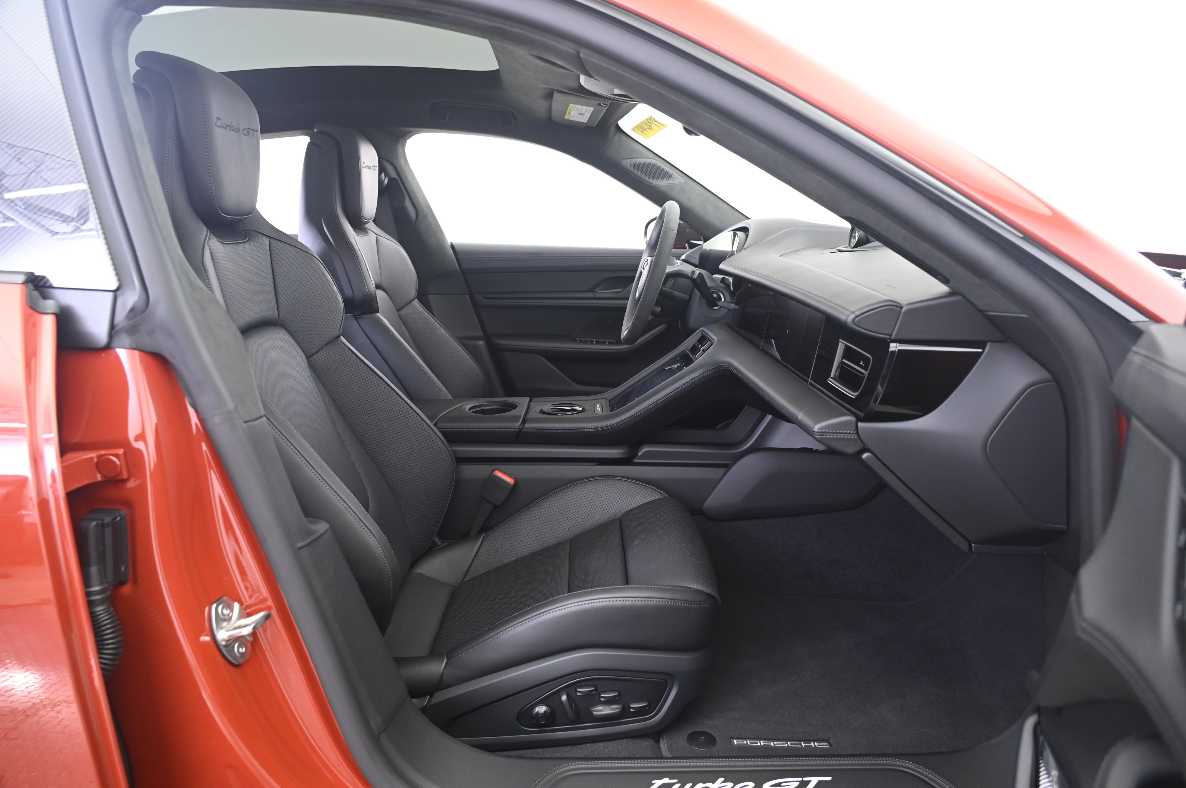 Certified 2025 Porsche Taycan Turbo GT AWD/4WD image 24