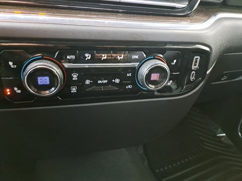 Used 2023 Chevrolet Silverado 1500 LT image 16