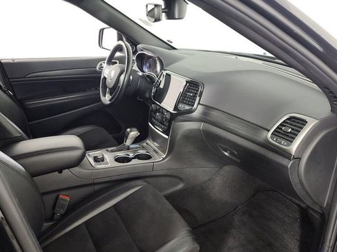 Used 2022 Jeep Grand Cherokee Laredo X image 32