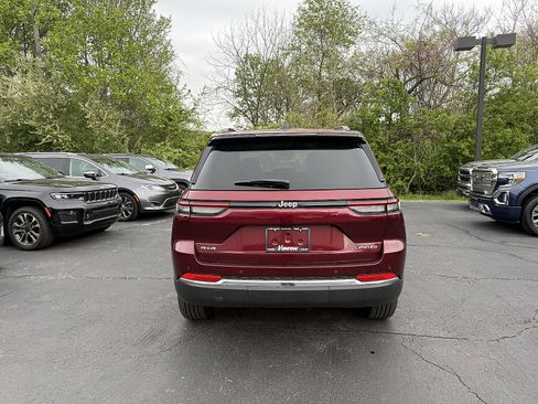 Certified 2025 Jeep Grand Cherokee Limited AWD/4WD image 5