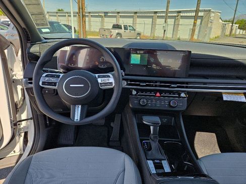New 2026 Hyundai Santa Cruz SE AWD/4WD image 18
