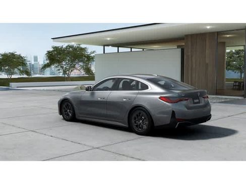 New 2025 BMW i4 xDrive40i image 2