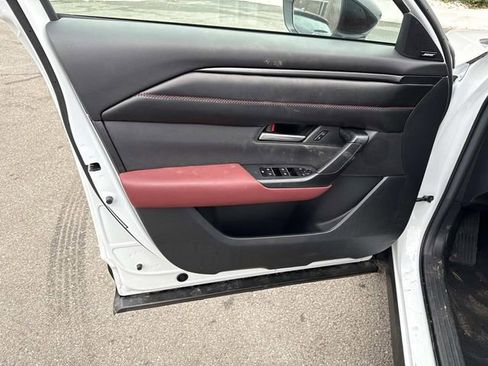 Used 2025 MAZDA CX-50 AWD 2.5 Hybrid w/ Premium Pkg image 13