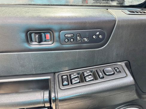 Used 2005 HUMMER H2 w/ Preferred Equipment Group AWD/4WD image 24