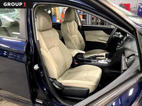Certified 2021 Subaru Impreza 2.0i image 9