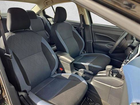 Used 2025 Nissan Versa SV FWD image 19