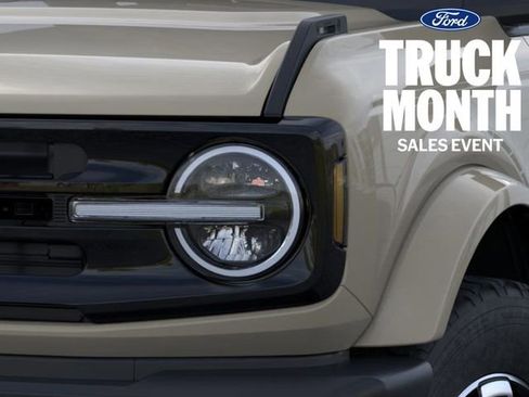 New 2025 Ford Bronco Outer Banks image 21