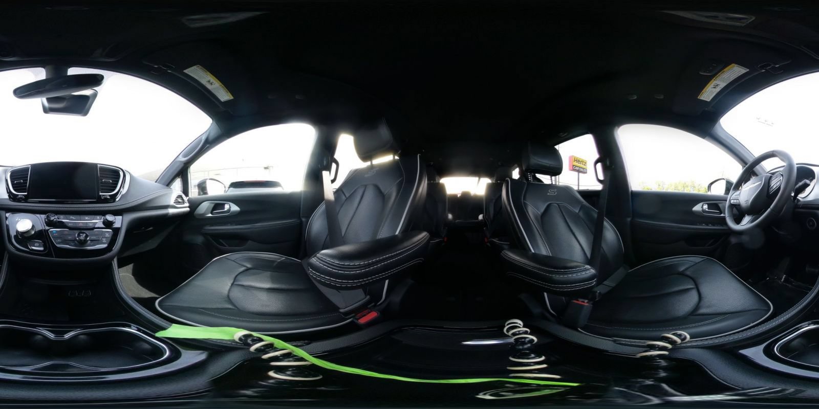 Used 2025 Chrysler Pacifica Limited FWD image 38