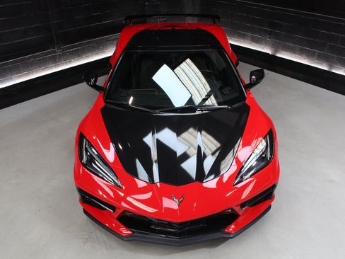 Used 2023 Chevrolet Corvette Stingray Preferred Conv w/ Z51 Performance Package RWD image 9