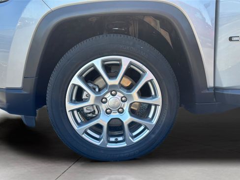 Certified 2022 Jeep Compass Latitude AWD/4WD image 30