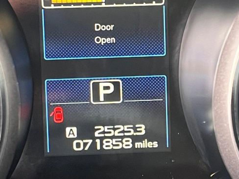 Used 2018 Subaru Outback 2.5i Premium image 15