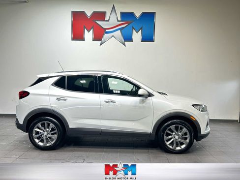Used 2023 Buick Encore GX Essence w/ Experience Buick Package AWD/4WD image 1