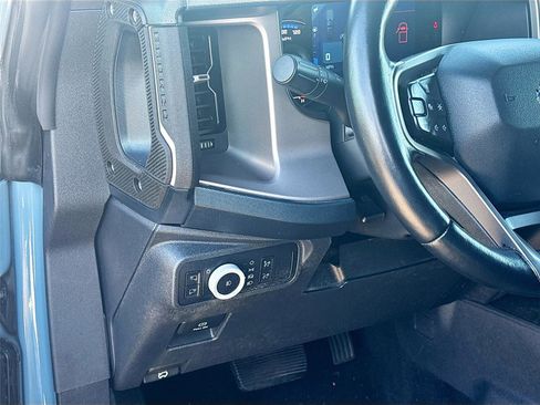 Used 2021 Ford Bronco Outer Banks image 10