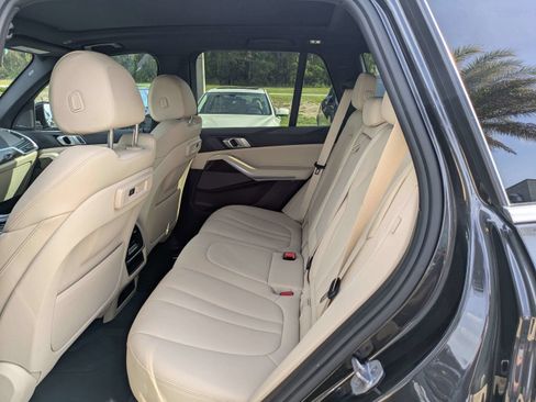Used 2020 BMW X5 sDrive40i w/ Convenience Package RWD image 14
