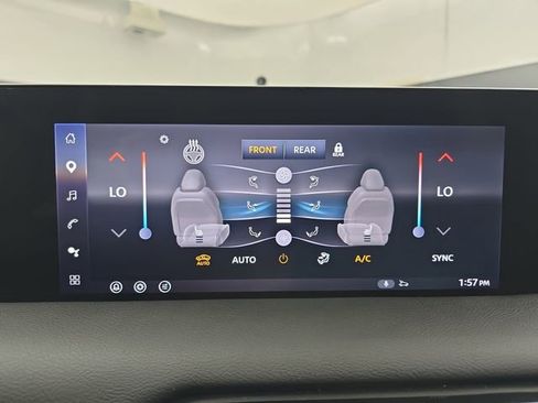 Used 2025 Nissan Armada SL w/ Captain's Chari Seat Package RWD image 32