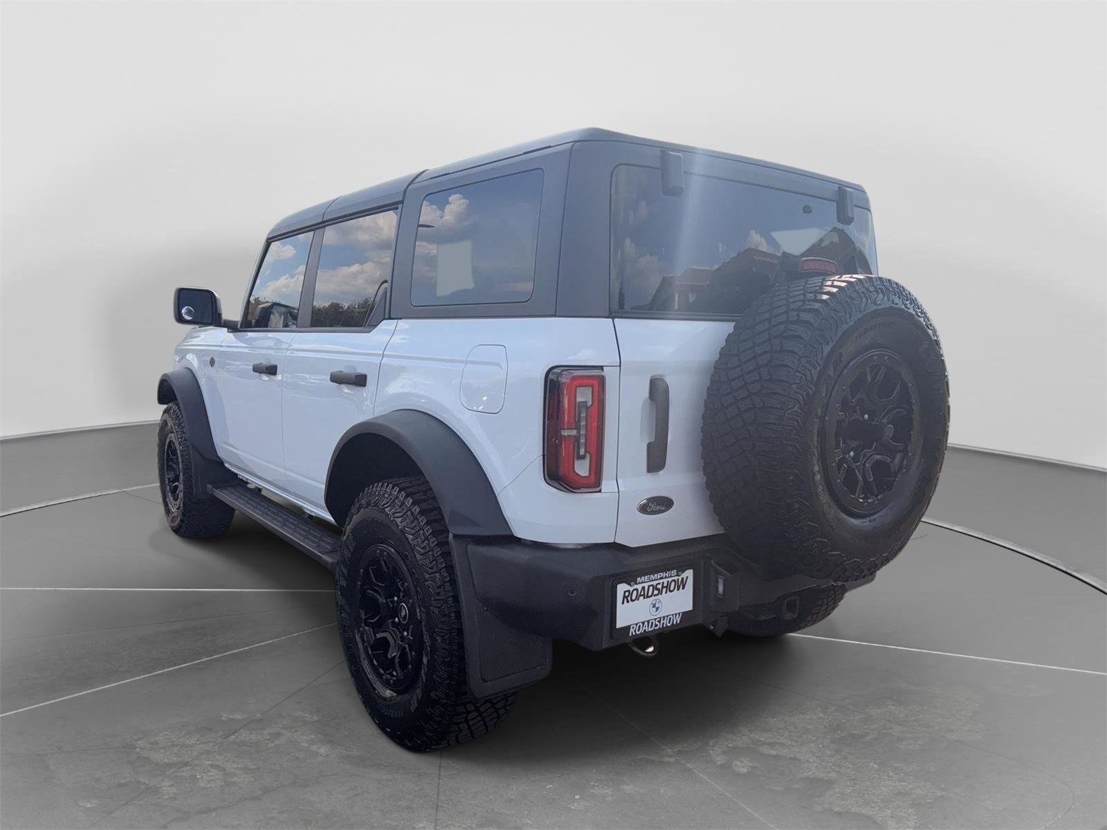Used 2024 Ford Bronco Wildtrak AWD/4WD image 3