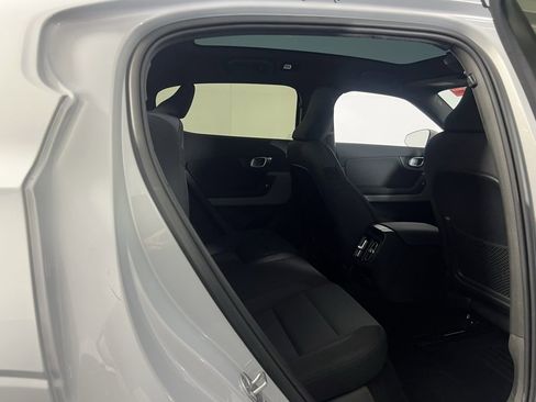 Used 2023 Polestar Polestar 2 Long Range Single Motor w/ Pilot Pack image 28