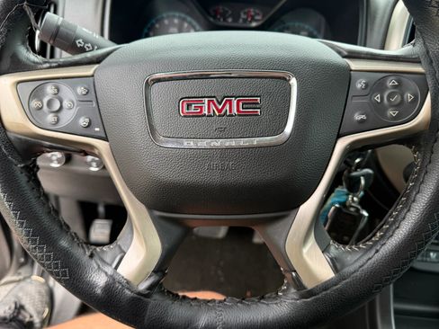 Used 2018 GMC Canyon Denali AWD/4WD image 18